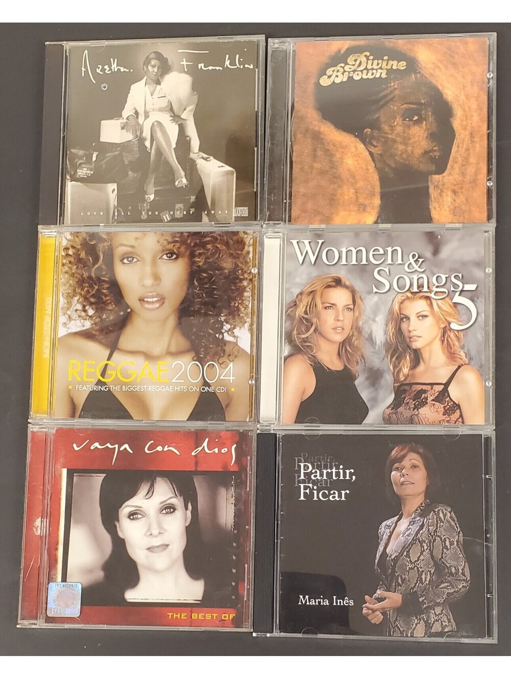 Mixed CD Collection: Aretha Franklin, Divine Brown, Reggae 2004, Women & Songs 5